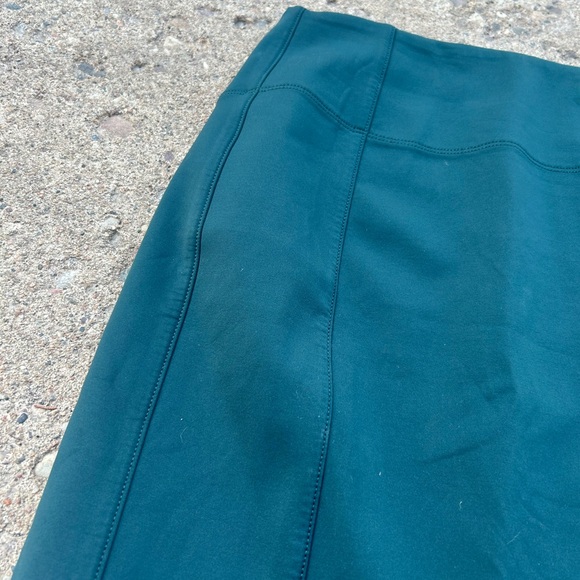 Like New Forest Green Lululemon & go city farer - Picture 4 of 6